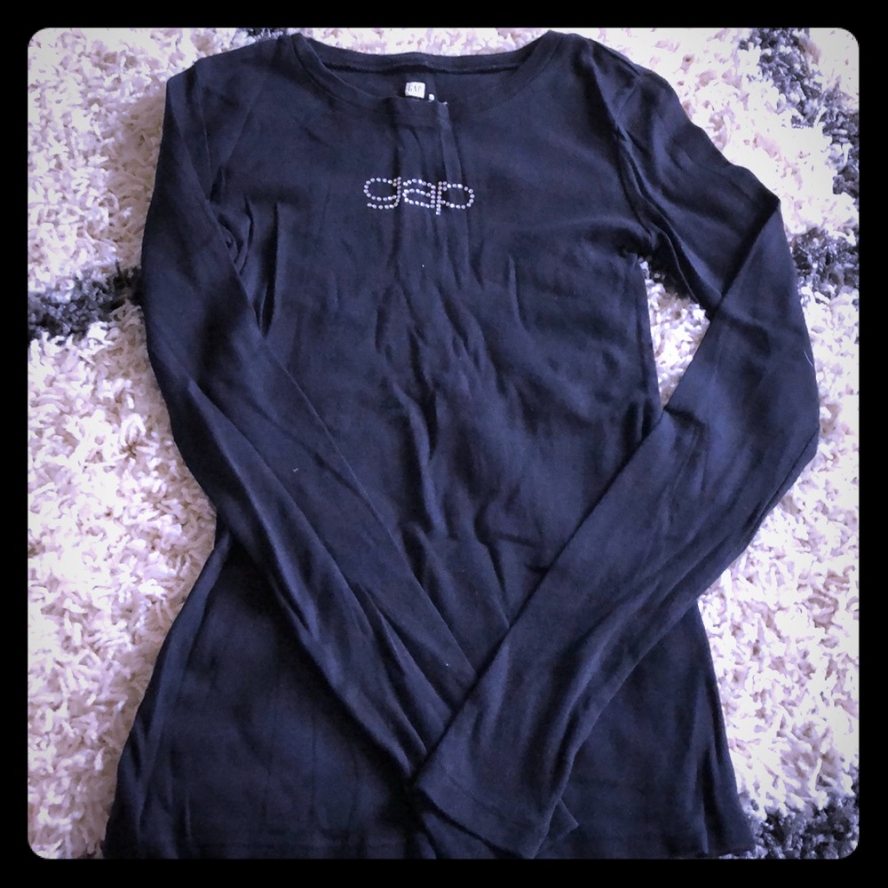 Gap long sleeve black top with sequins